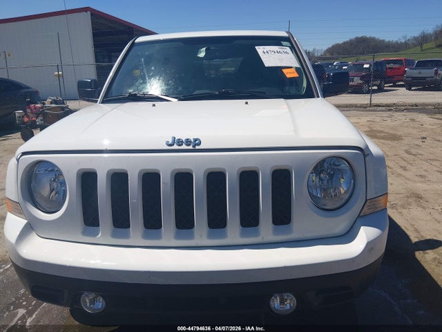 44794636 :رقم المزاد ، 1C4NJRFB3HD179736 vin ، 2017 Jeep Patriot Latitude 4x4 مزاد بيع