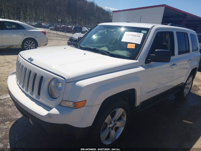 44794636 :رقم المزاد ، 1C4NJRFB3HD179736 vin ، 2017 Jeep Patriot Latitude 4x4 مزاد بيع