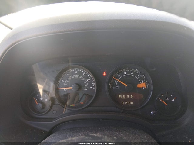 44794636 :رقم المزاد ، 1C4NJRFB3HD179736 vin ، 2017 Jeep Patriot Latitude 4x4 مزاد بيع