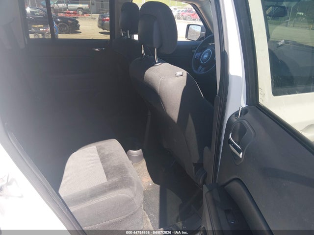 44794636 :رقم المزاد ، 1C4NJRFB3HD179736 vin ، 2017 Jeep Patriot Latitude 4x4 مزاد بيع