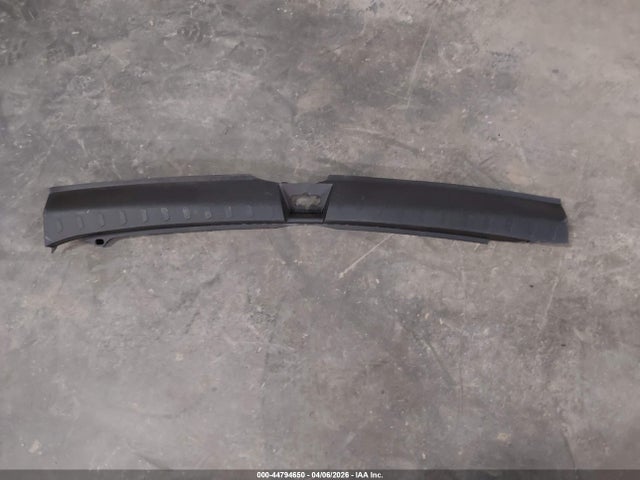 44794650 :رقم المزاد ، 1GNEVGKWXLJ299018 vin ، 2020 Chevrolet Traverse Awd Lt Cloth مزاد بيع