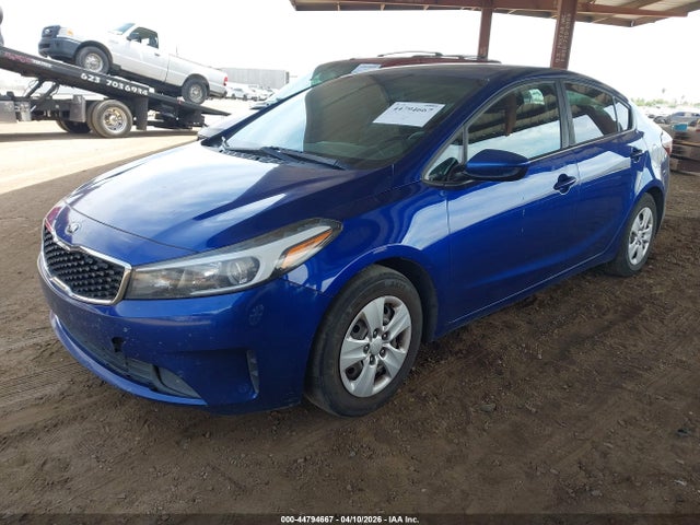 2017 Kia Forte Lx მანქანა იყიდება აუქციონზე, vin: 3KPFL4A72HE081803, აუქციონის ნომერი: 44794667
