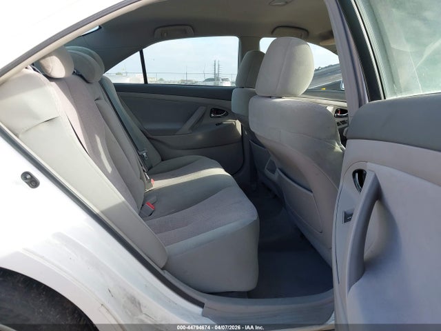 2011 TOYOTA CAMRY 4T1BF3EK9BU607587 Photo 7