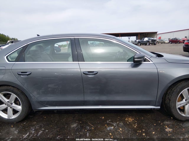 44794684 :رقم المزاد ، 1VWAS7A32FC118510 vin ، 2015 Volkswagen Passat 1.8t Limited Edition مزاد بيع