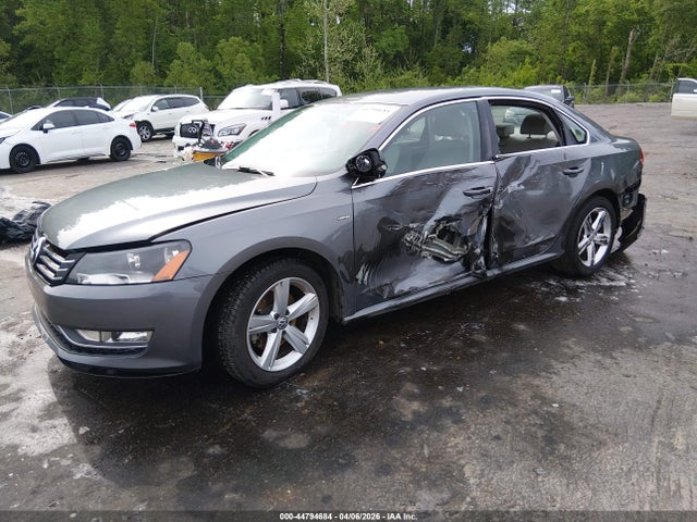 44794684 :رقم المزاد ، 1VWAS7A32FC118510 vin ، 2015 Volkswagen Passat 1.8t Limited Edition مزاد بيع