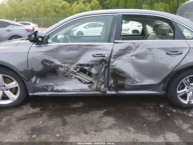 44794684 :رقم المزاد ، 1VWAS7A32FC118510 vin ، 2015 Volkswagen Passat 1.8t Limited Edition مزاد بيع