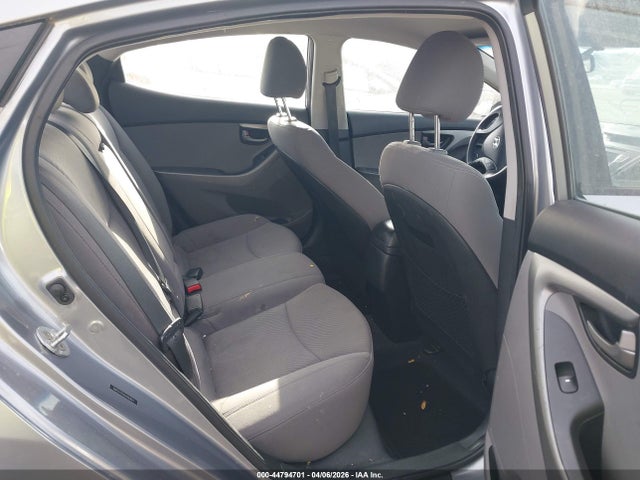 Продажа на аукционе авто 2016 Hyundai Elantra Se, vin: 5NPDH4AE6GH689602, номер лота: 44794701