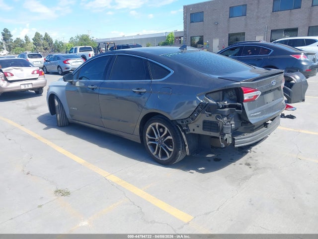 Ford Fusion Hybrid Titanium 2019 3FA6P0RU1KR235396 Image 3