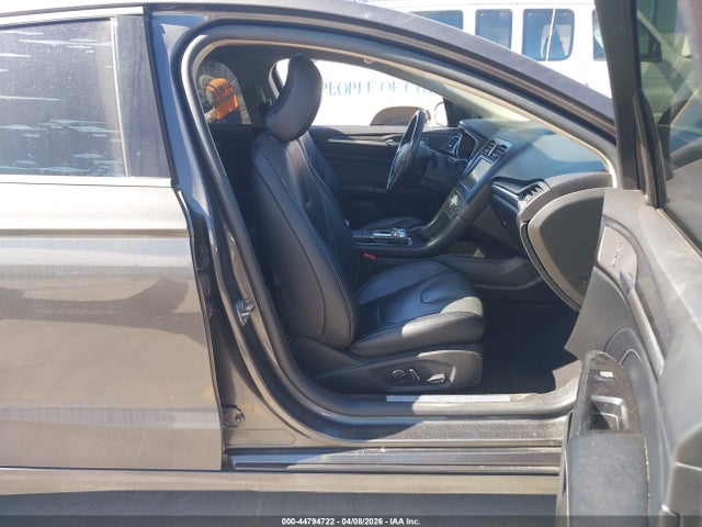 Ford Fusion Hybrid Titanium 2019 3FA6P0RU1KR235396 Image 5