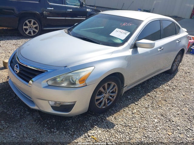 Nissan Altima 2.5 S 2015 1N4AL3AP4FC594890 Image 2