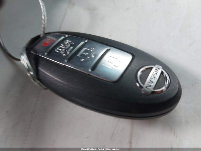 44794746 :رقم المزاد ، 5N1BA0ND3FN620771 vin ، 2015 Nissan Armada Platinum مزاد بيع