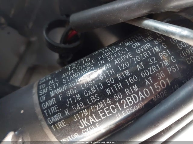44794778 :رقم المزاد ، JKALEEC12BDA01501 vin ، 2011 Kawasaki Le650 C مزاد بيع