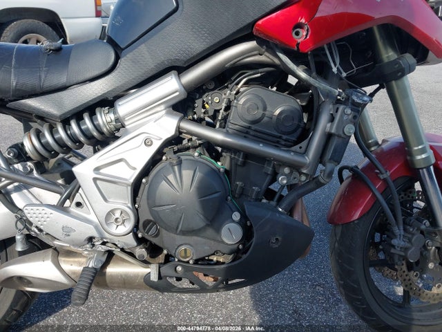 44794778 :رقم المزاد ، JKALEEC12BDA01501 vin ، 2011 Kawasaki Le650 C مزاد بيع