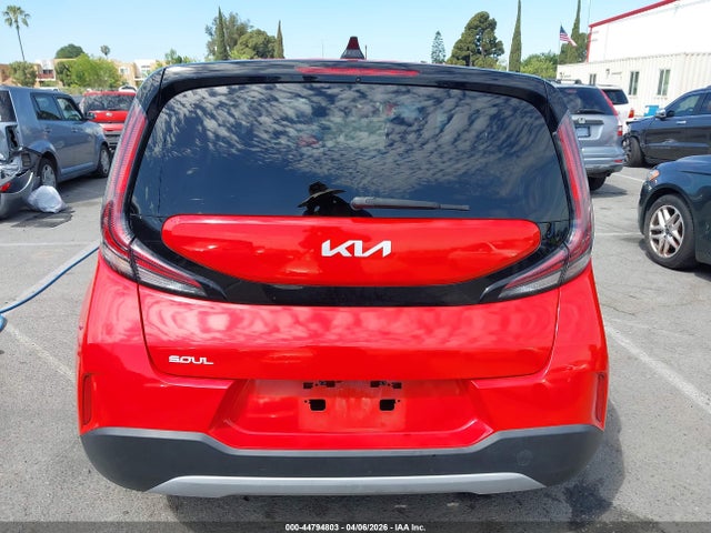 KNDJ23AU6P7188512 KIA SOUL LX