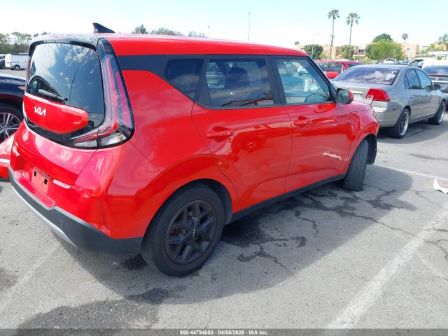 KNDJ23AU6P7188512 KIA SOUL LX