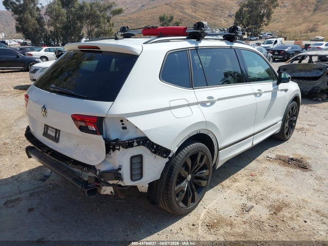 Продаж на аукціоні авто 2020 Volkswagen Tiguan 2.0t Se/2.0t Se R-line Black/2.0t Sel, vin: 3VV3B7AX1LM163822, номер лоту: 44794827