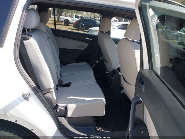 Продаж на аукціоні авто 2020 Volkswagen Tiguan 2.0t Se/2.0t Se R-line Black/2.0t Sel, vin: 3VV3B7AX1LM163822, номер лоту: 44794827