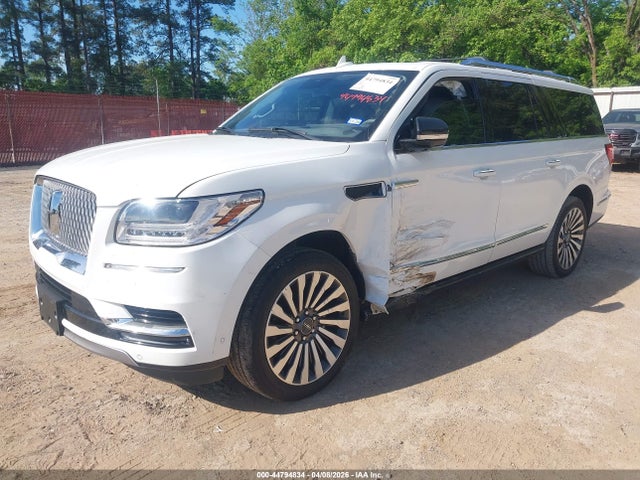 44794834 :رقم المزاد ، 5LMJJ3LT6MEL15542 vin ، 2021 Lincoln Navigator Reserve L مزاد بيع
