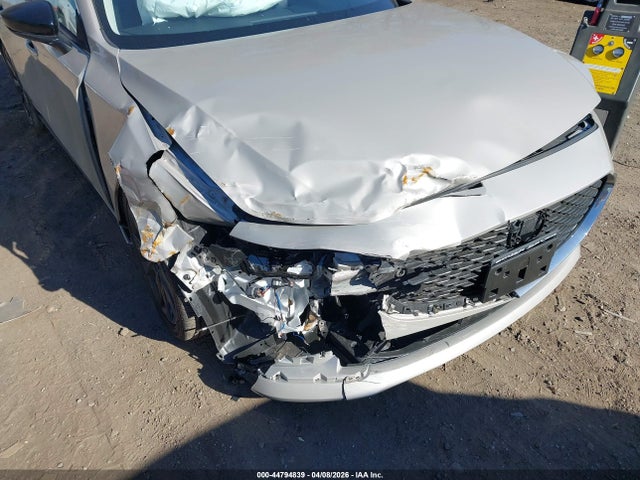 2025 Mazda Mazda3 2.5 S Select Sport მანქანა იყიდება აუქციონზე, vin: JM1BPABM9S1756515, აუქციონის ნომერი: 44794839