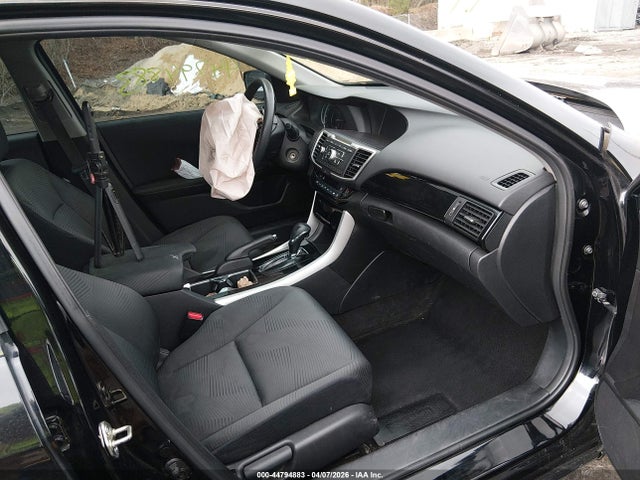 44794883 :رقم المزاد ، 1HGCR2F32GA184301 vin ، 2016 Honda Accord Lx مزاد بيع