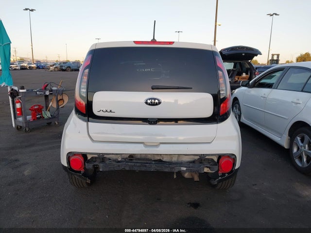 KIA SOUL + 2018 KNDJP3A57J7550834 Image 17