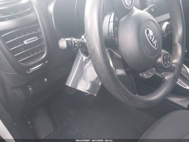 KIA SOUL + 2018 KNDJP3A57J7550834 Image 22