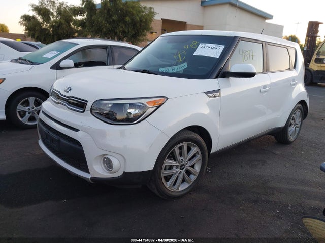 KIA SOUL + 2018 KNDJP3A57J7550834 Image 2