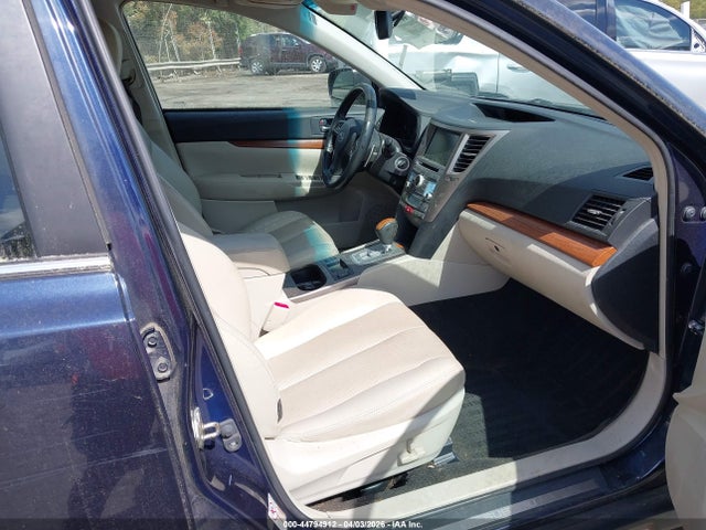 Aukcja sprzedaży 2014 Subaru Outback 2.5i Limited, vin: 4S4BRCNC6E3284819, numer aukcji: 44794912