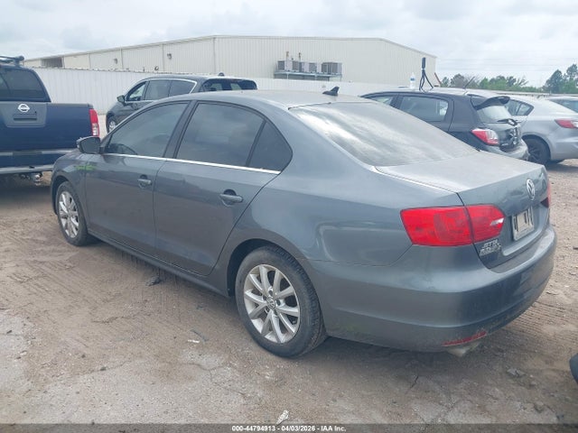 2014 Volkswagen Jetta 1.8t Se მანქანა იყიდება აუქციონზე, vin: 3VWD07AJ0EM445356, აუქციონის ნომერი: 44794913