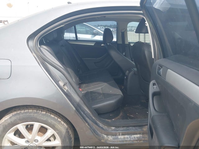 2014 Volkswagen Jetta 1.8t Se მანქანა იყიდება აუქციონზე, vin: 3VWD07AJ0EM445356, აუქციონის ნომერი: 44794913