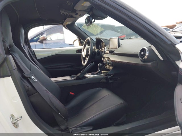 2017 MAZDA MX-5 MIATA JM1NDAD75H0123182 Photo 4