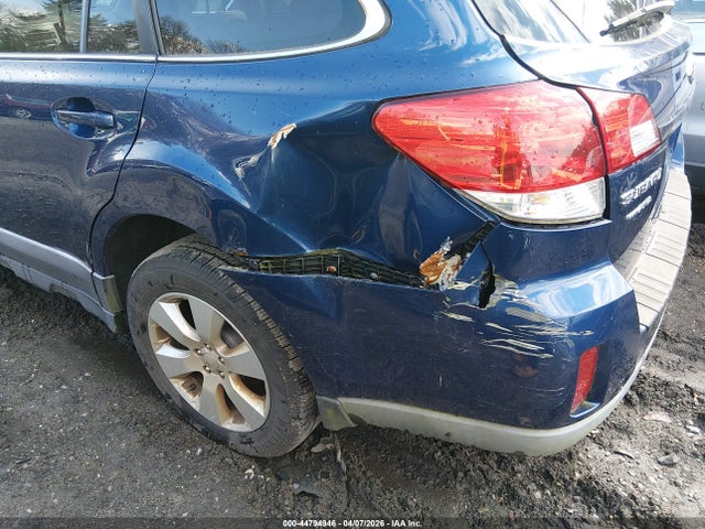 2011 Subaru Outback 2.5i Limited მანქანა იყიდება აუქციონზე, vin: 4S4BRBKC2B3314327, აუქციონის ნომერი: 44794946