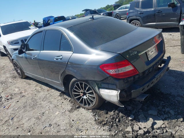 44794951 :رقم المزاد ، WDDGF54X28F040838 vin ، 2008 Mercedes-benz C 300 Luxury/sport مزاد بيع