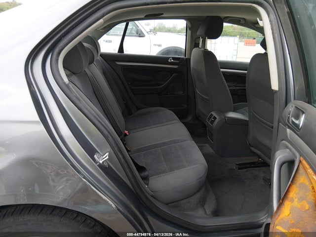 2006 Volkswagen Jetta Value Edition მანქანა იყიდება აუქციონზე, vin: 3VWPF71K96M681400, აუქციონის ნომერი: 44794976