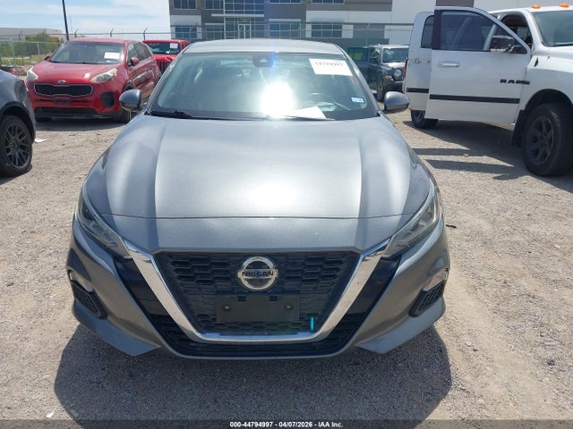 44794997 :رقم المزاد ، 1N4BL4DV7NN338458 vin ، 2022 Nissan Altima Sv Fwd مزاد بيع