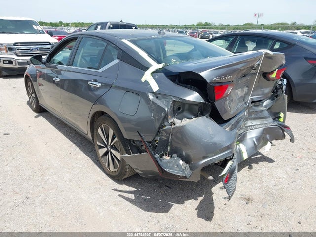 44794997 :رقم المزاد ، 1N4BL4DV7NN338458 vin ، 2022 Nissan Altima Sv Fwd مزاد بيع