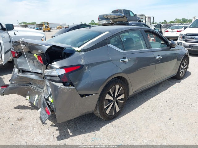 44794997 :رقم المزاد ، 1N4BL4DV7NN338458 vin ، 2022 Nissan Altima Sv Fwd مزاد بيع