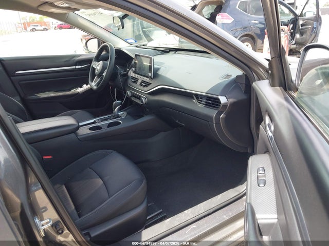 44794997 :رقم المزاد ، 1N4BL4DV7NN338458 vin ، 2022 Nissan Altima Sv Fwd مزاد بيع