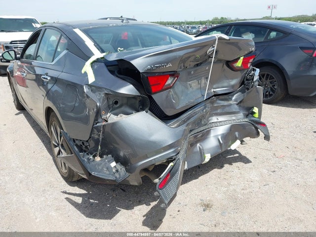44794997 :رقم المزاد ، 1N4BL4DV7NN338458 vin ، 2022 Nissan Altima Sv Fwd مزاد بيع