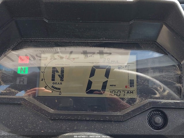 44795011 :رقم المزاد ، 1HFVE02N5T4101148 vin ، 2026 Honda Sxs700 M2 مزاد بيع