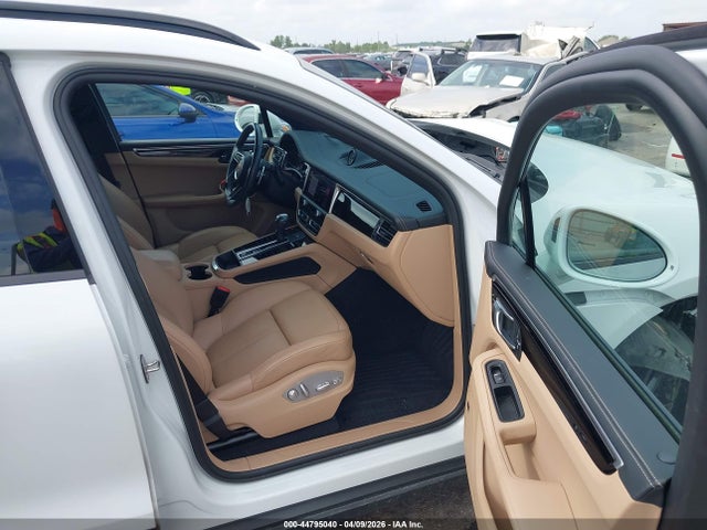 2023 Porsche Macan T მანქანა იყიდება აუქციონზე, vin: WP1AA2A54PLB21841, აუქციონის ნომერი: 44795040