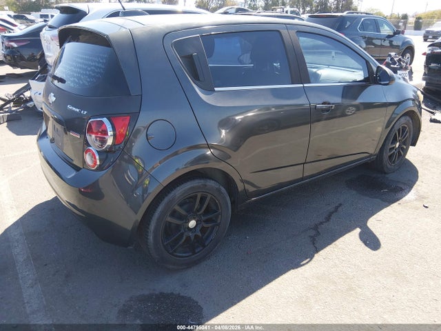 1G1JC6SB5F4104913 Chevrolet Sonic Lt Auto