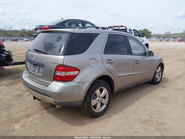 2006 Mercedes-benz Ml 500 4matic მანქანა იყიდება აუქციონზე, vin: 4JGBB75E76A030773, აუქციონის ნომერი: 44795044