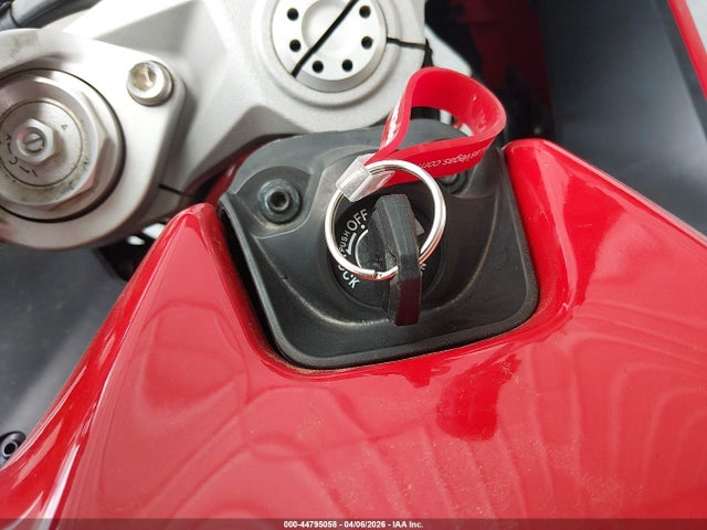 Ducati Supersport 2024 ZDMVABDS9RB000627 Image 11