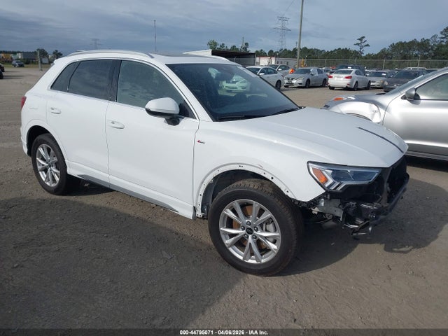 2025 AUDI Q3 WA1DECF38S1002365