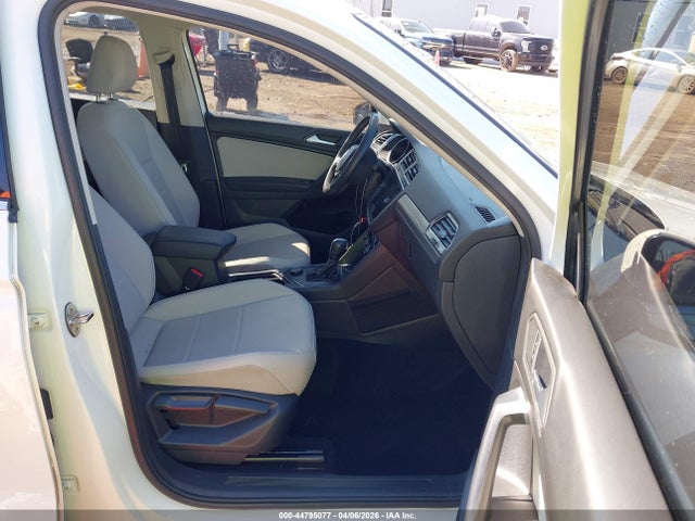 Продаж на аукціоні авто 2021 Volkswagen Tiguan 2.0t Se/2.0t Se R-line Black/2.0t Sel, vin: 3VV2B7AX5MM033040, номер лоту: 44795077