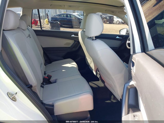 Продаж на аукціоні авто 2021 Volkswagen Tiguan 2.0t Se/2.0t Se R-line Black/2.0t Sel, vin: 3VV2B7AX5MM033040, номер лоту: 44795077