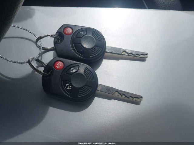 1FMCU0GD8JUA85816 Ford ESCAPE SE