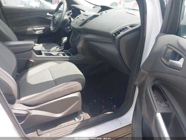 1FMCU0GD8JUA85816 Ford ESCAPE SE