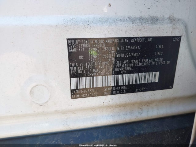 4T3RWRFV3SU176181 Toyota Rav4 Hybrid Xle